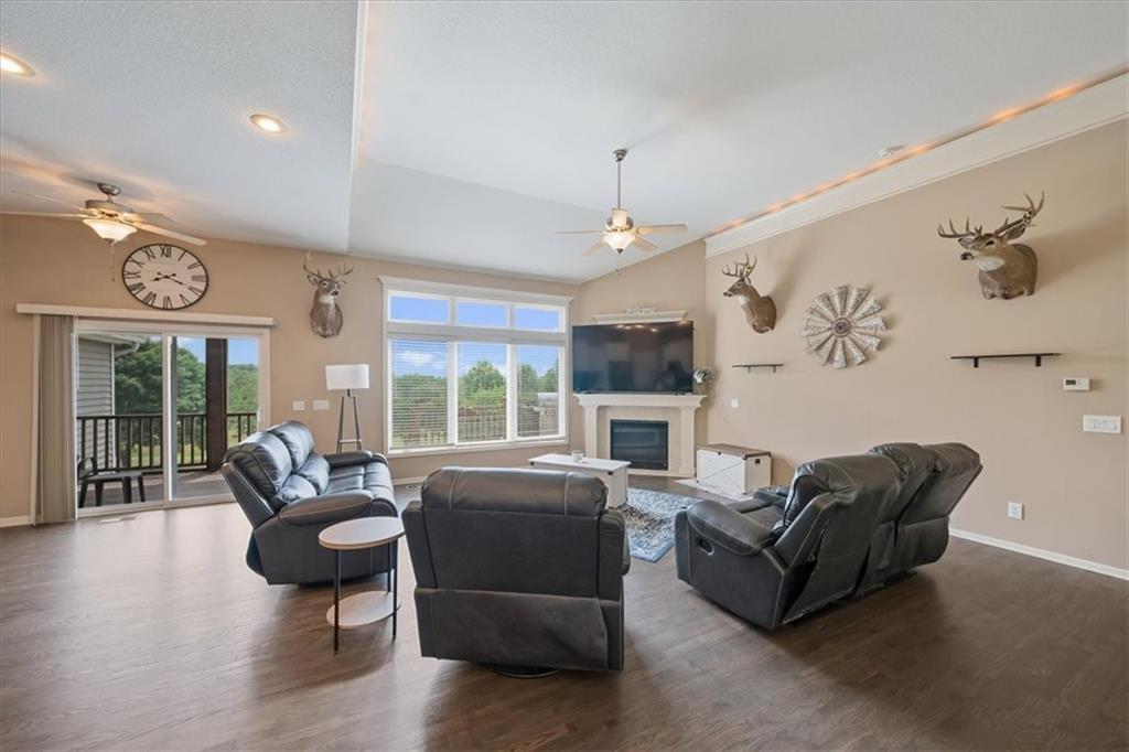 17715 Elm Grove Road Platte City, MO 64079 - Photo 12 of 47