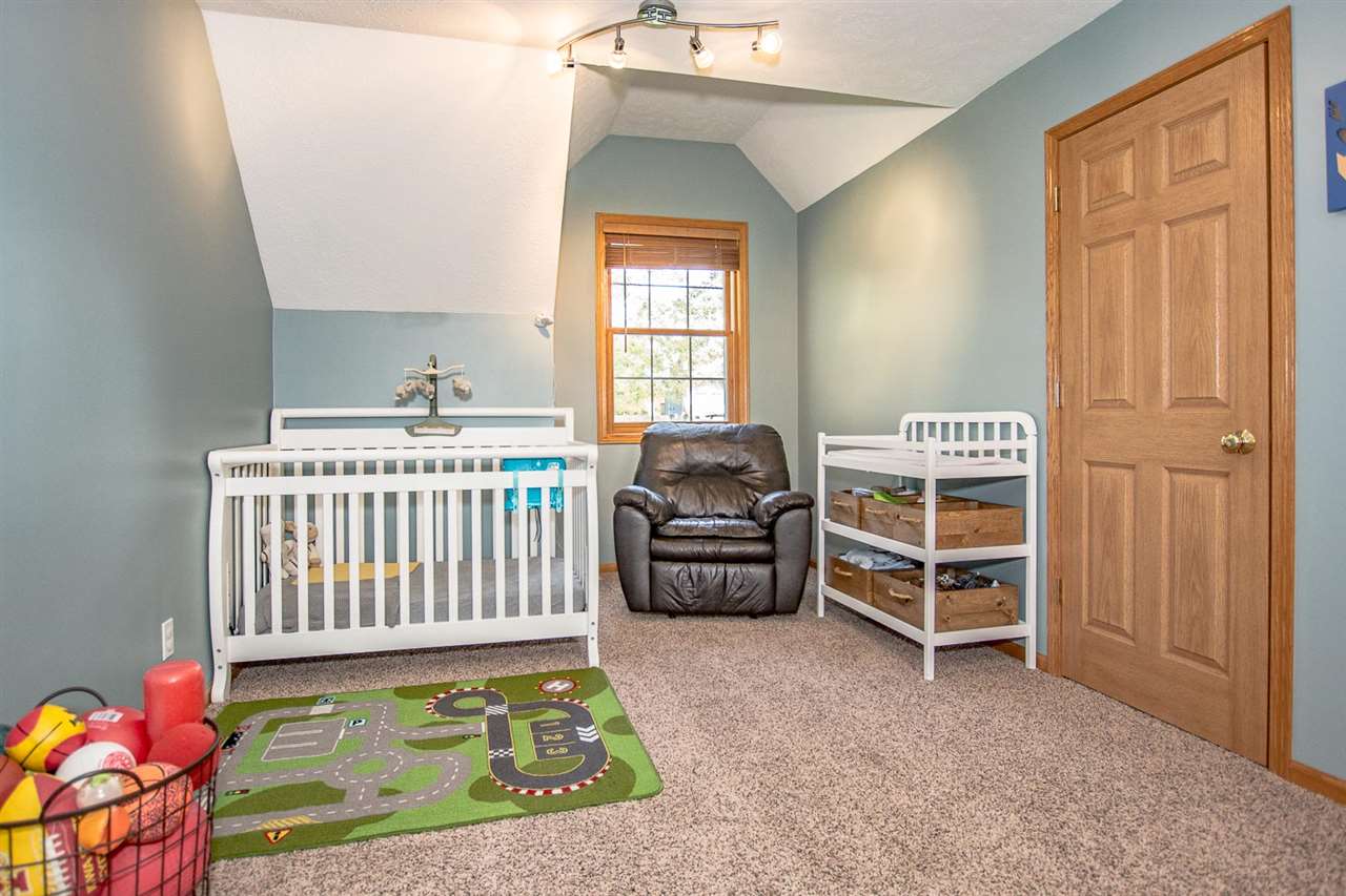 900 Vista Road Ely, IA 52227 - Photo 25 of 41 Gallery Image 25