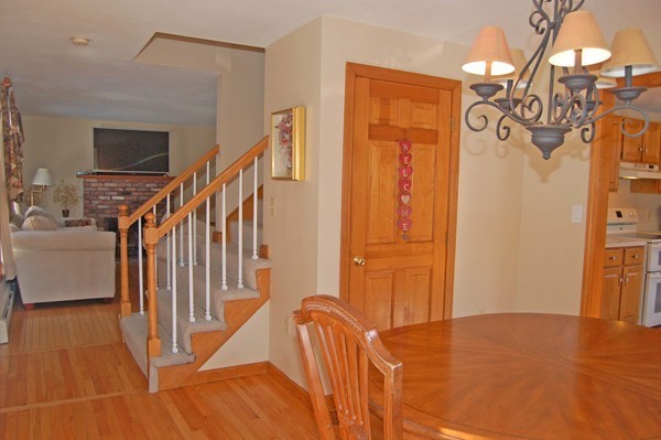25 Short Street Franklin, MA 02038 - Photo 5 of 22