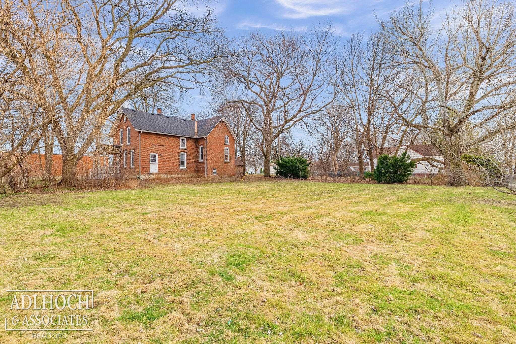 17526 East 10 Mile Road Eastpointe, MI 48021 - Photo 23 of 28 Gallery Image 23