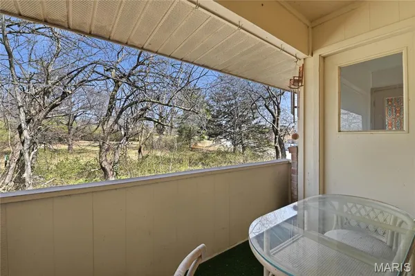 $95,000 | 4229 Carrollton Drive, Unit C, Bridgeton, MO 63044