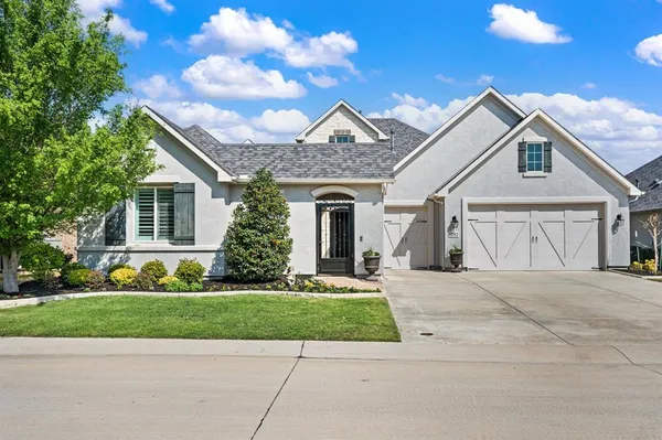 $1,100,000 | 12513 Grosbeak Drive, Denton, TX 76207