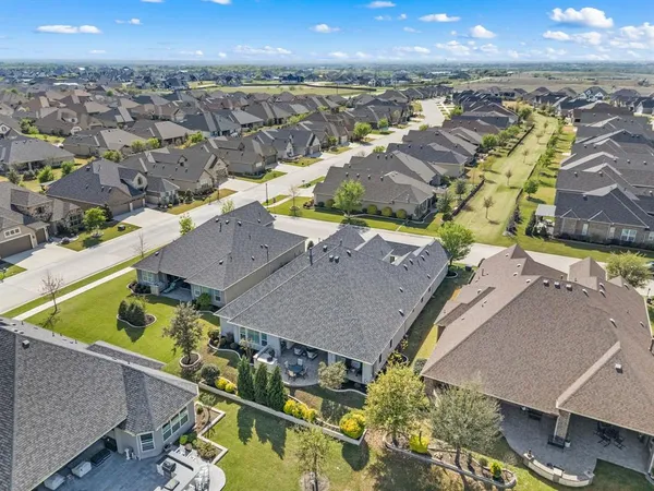 $1,100,000 | 12513 Grosbeak Drive, Denton, TX 76207