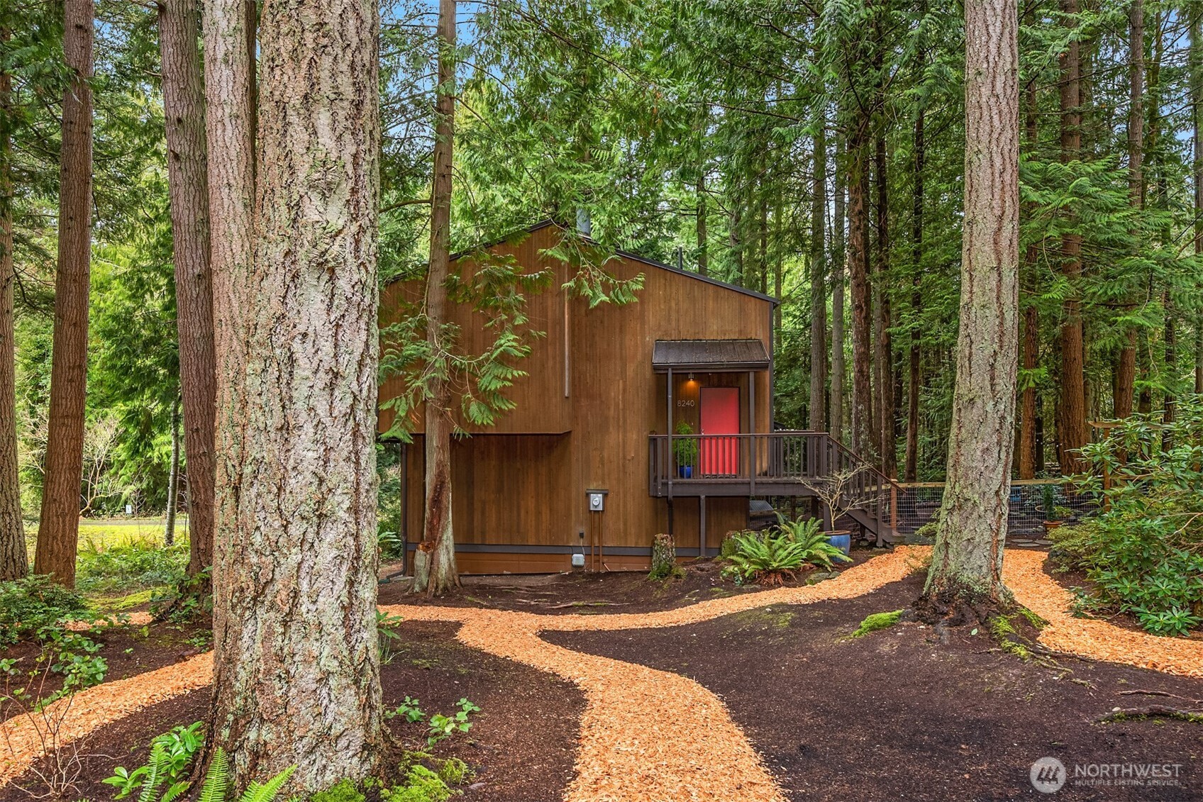 8240 Northeast Baker Hill Road Bainbridge Island, WA 98110 - Photo 3 of 39