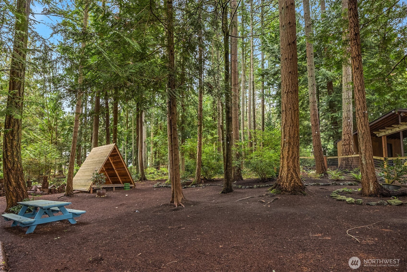 8240 Northeast Baker Hill Road Bainbridge Island, WA 98110 - Photo 37 of 39