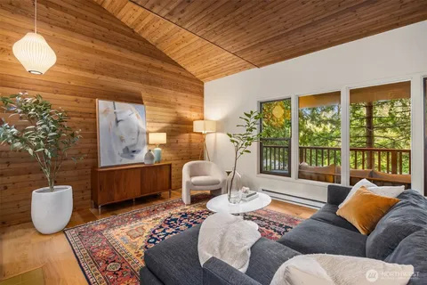 $998,000 | 8240 Northeast Baker Hill Road, Bainbridge Island, WA 98110