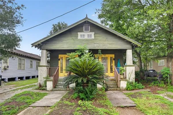 $1,400 | 2550 Wisteria Street, New Orleans, LA 70122