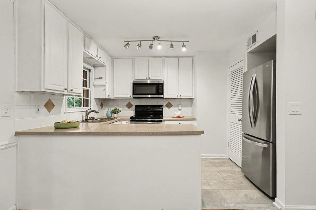 1101 Collier Road Northwest, Unit N4 Atlanta, GA 30318 - Photo 14 of 35