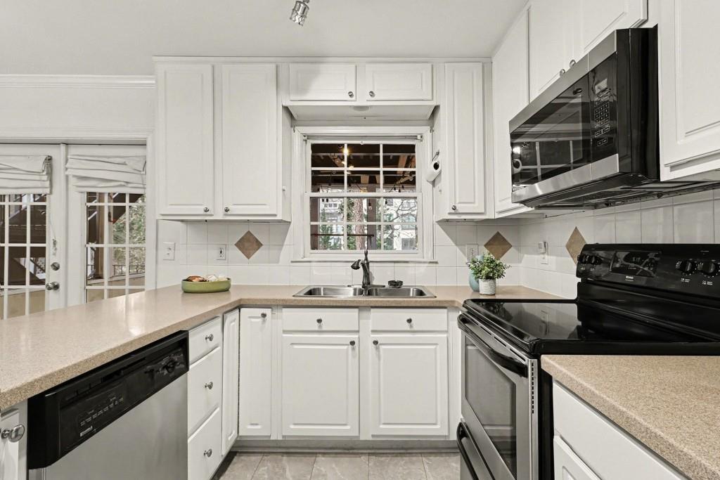 1101 Collier Road Northwest, Unit N4 Atlanta, GA 30318 - Photo 16 of 35