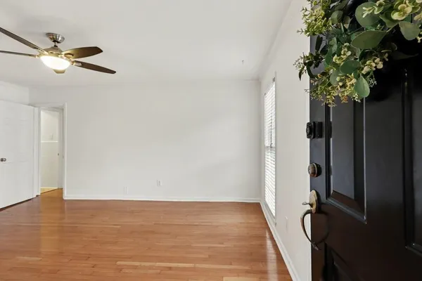 $215,000 | 1101 Collier Road Northwest, Unit N4, Atlanta, GA 30318