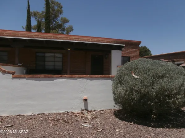 $1,050 | 478 South Paseo Cerro, Green Valley, AZ 85614
