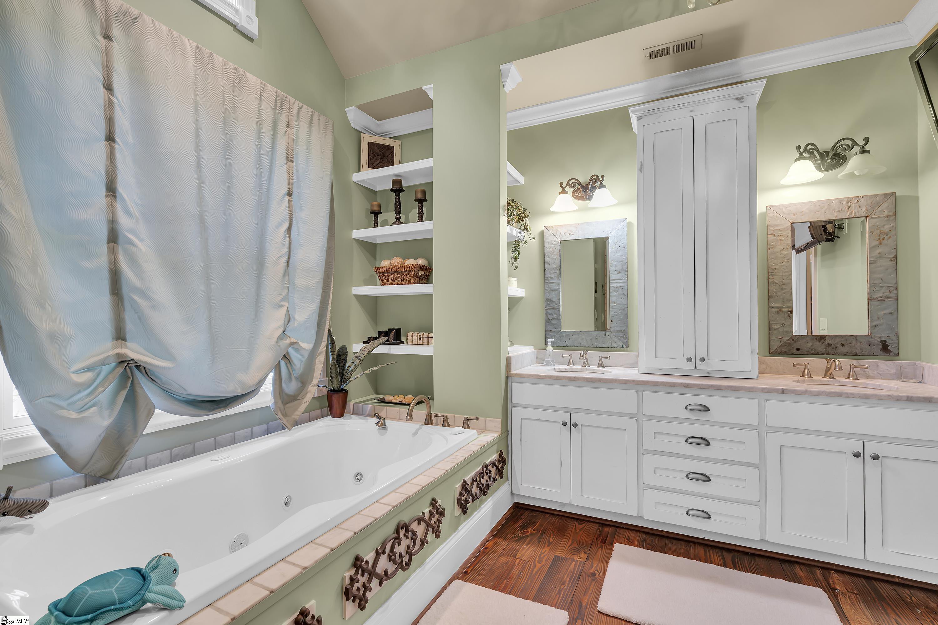 2047 Riley Road Seneca, SC 29678 - Photo 12 of 36 Gallery Image 12