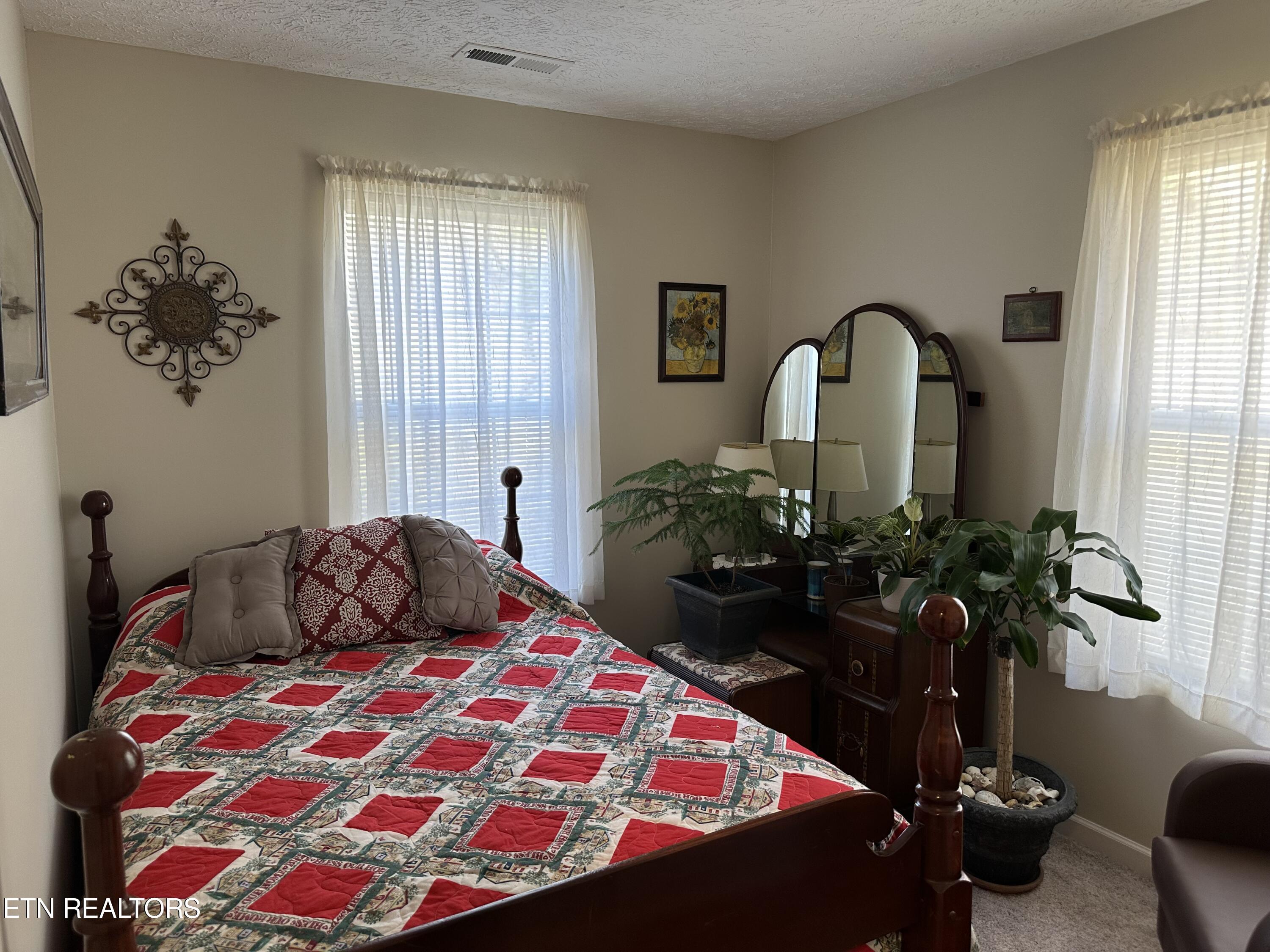 978 Pop Hollow Road Clinton, TN 37716 - Photo 21 of 40 IMG_0691