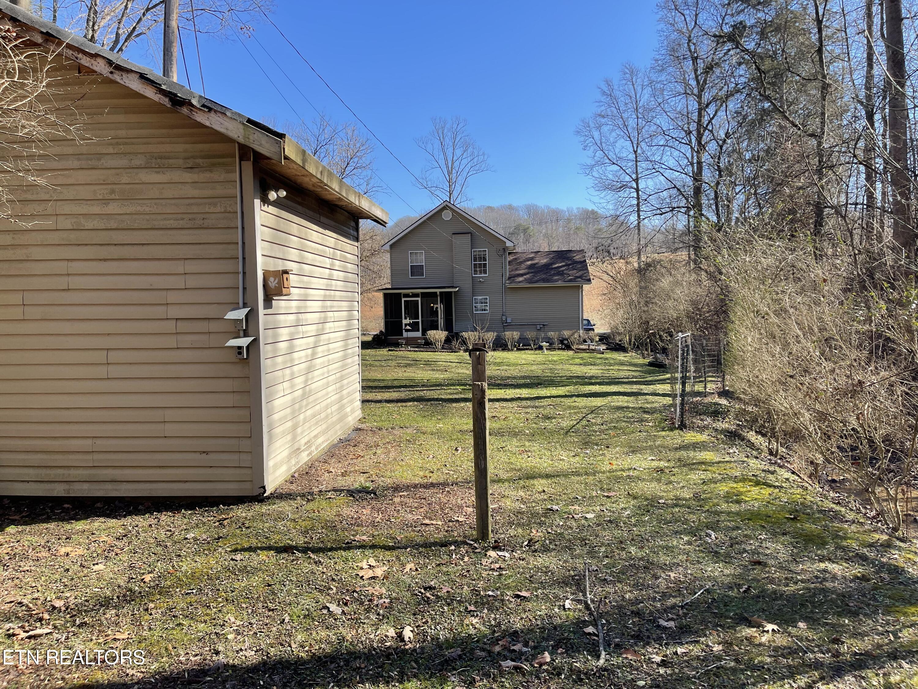 978 Pop Hollow Road Clinton, TN 37716 - Photo 34 of 40 IMG_4034