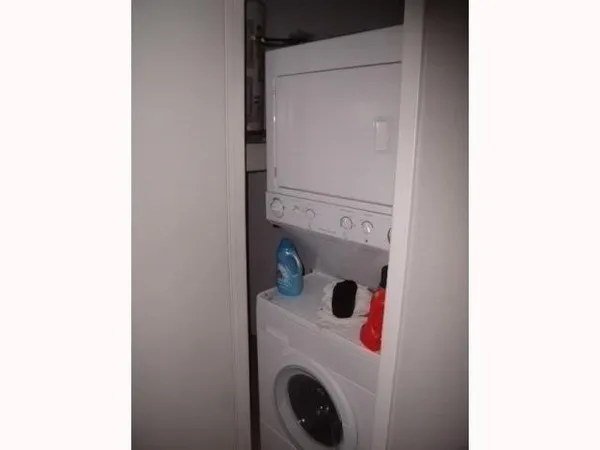 $2,300 | 2901 San Jacinto Boulevard, Unit 304, Austin, TX 78705