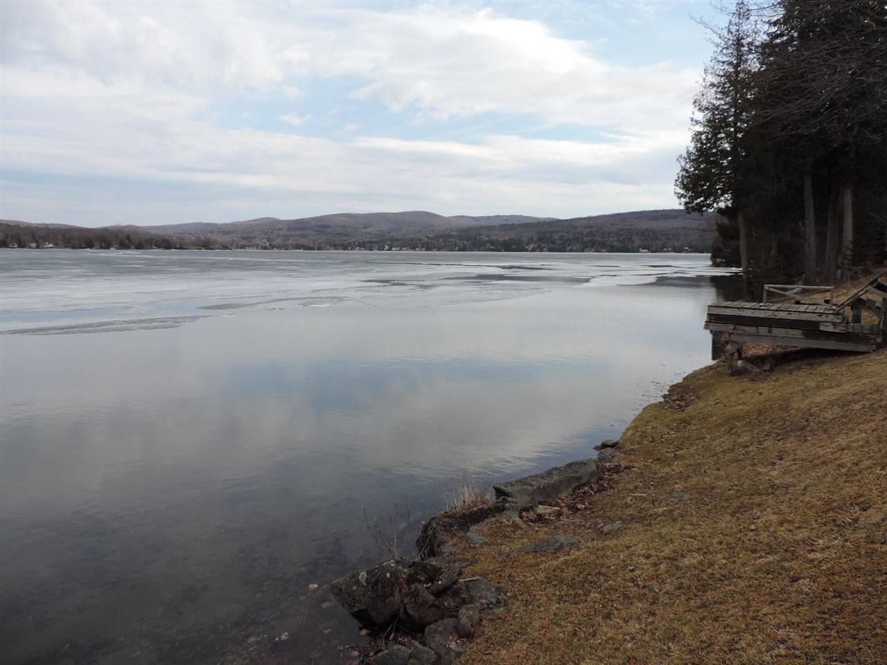 106 Wayeeses Shore Rd Morgan Morgan, VT 05872 - Photo 5 of 12 Gallery Image 5