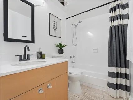 $450,000 | 1441 Victoria Street, Unit 1403, Honolulu, HI 96822