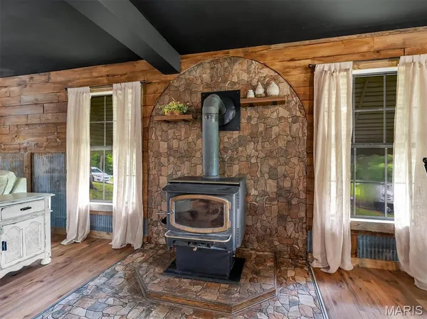 $399,999 | 575 East Villa Ridge Road, Villa Ridge, MO 63089