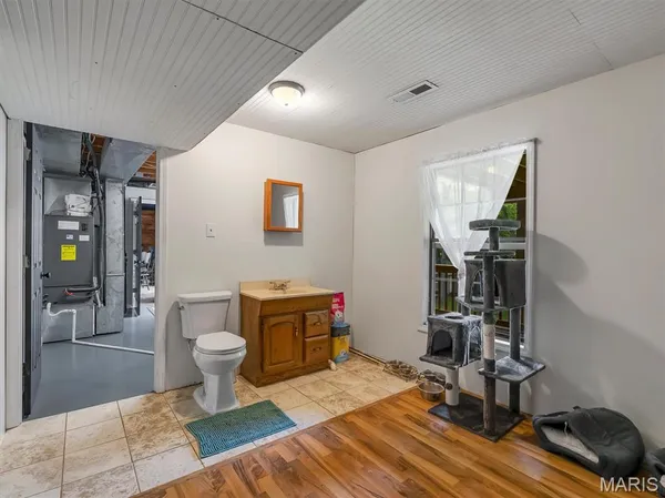 $399,999 | 575 East Villa Ridge Road, Villa Ridge, MO 63089