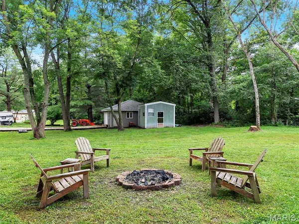$399,999 | 575 East Villa Ridge Road, Villa Ridge, MO 63089
