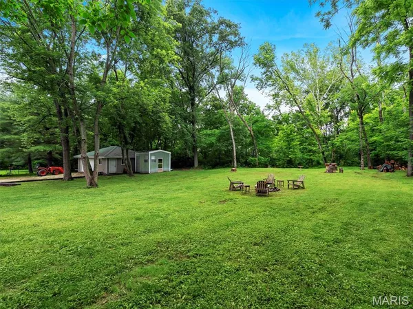 $399,999 | 575 East Villa Ridge Road, Villa Ridge, MO 63089