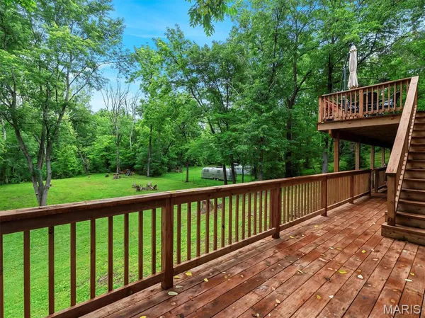 $399,999 | 575 East Villa Ridge Road, Villa Ridge, MO 63089