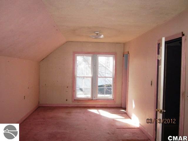 419 North Maple Street Ithaca, MI 48847 - Photo 10 of 15 1767237-9.JPG