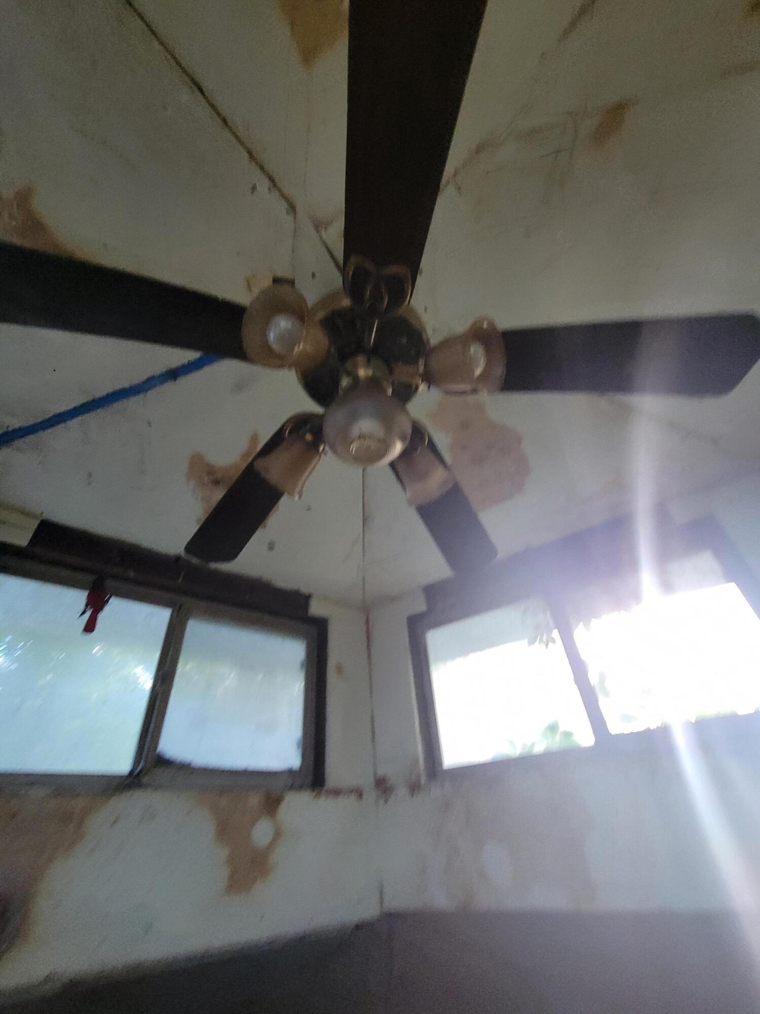 42 Ruth Road Freeport, FL 32439 - Photo 14 of 39 20220409_175757