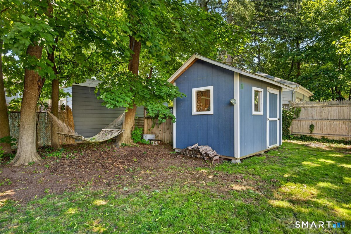 28 Thornton Street Hamden, CT 06517 - Photo 33 of 37