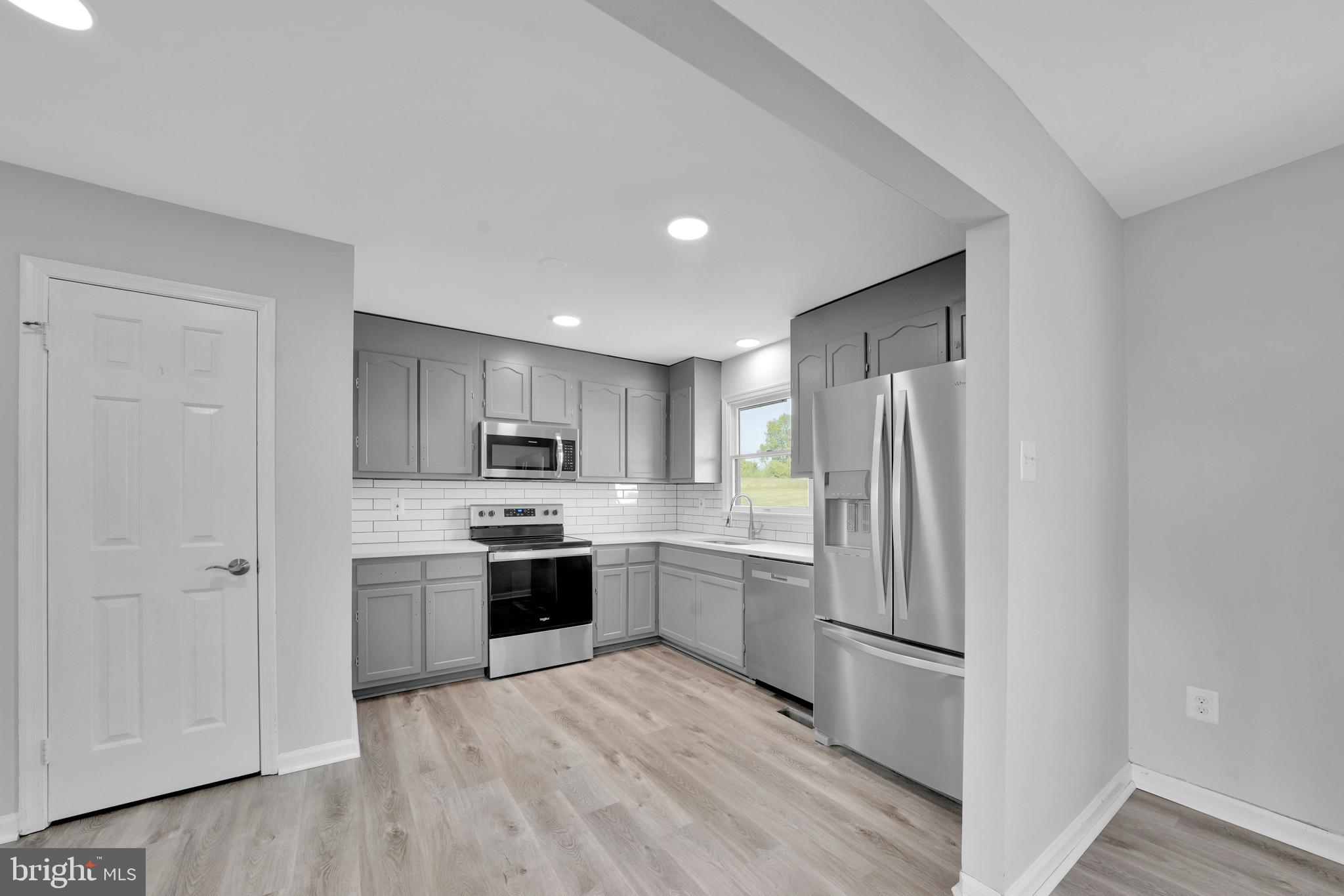 155 Houcksville Road South Hampstead, MD 21074 - Photo 9 of 41 KITCHEN