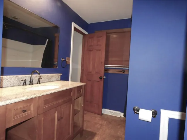 $220,000 | 3134 Camberly Drive, Gibsonia, PA 15044