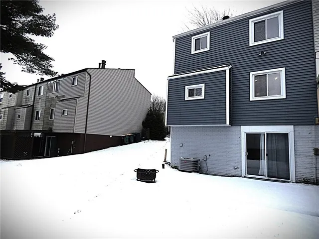 $220,000 | 3134 Camberly Drive, Gibsonia, PA 15044