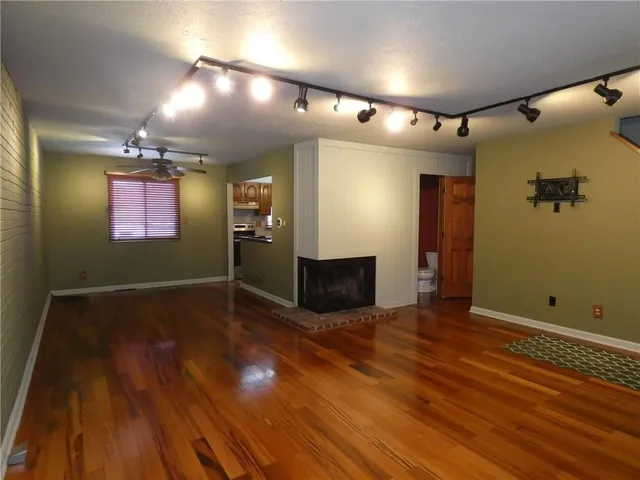 $220,000 | 3134 Camberly Drive, Gibsonia, PA 15044