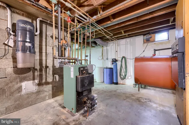 $599,999 | 210 Stevens Road, Stevens, PA 17578