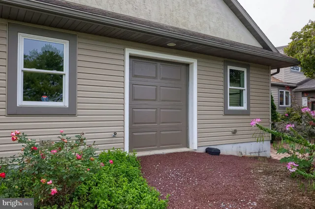 $599,999 | 210 Stevens Road, Stevens, PA 17578