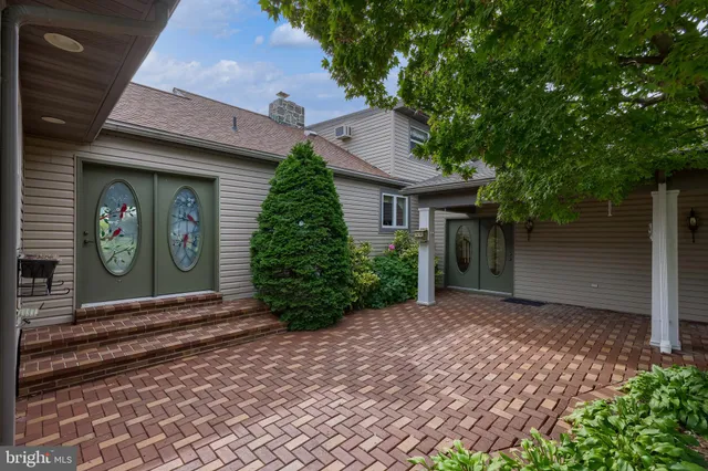 $599,999 | 210 Stevens Road, Stevens, PA 17578