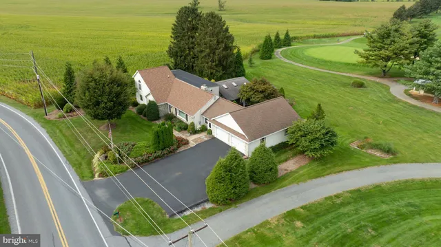 $599,999 | 210 Stevens Road, Stevens, PA 17578