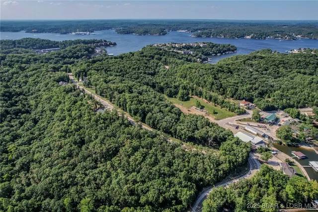 $20,000 | Lot 110 Terry Rd Lake, Lake Ozark, MO 65049