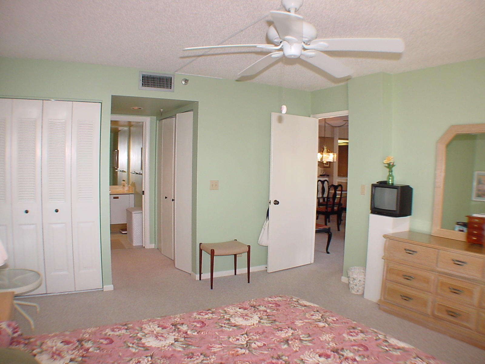 22 Royal Palm Way, Unit 305 Boca Raton, FL 33432 - Photo 17 of 23 DSC00230
