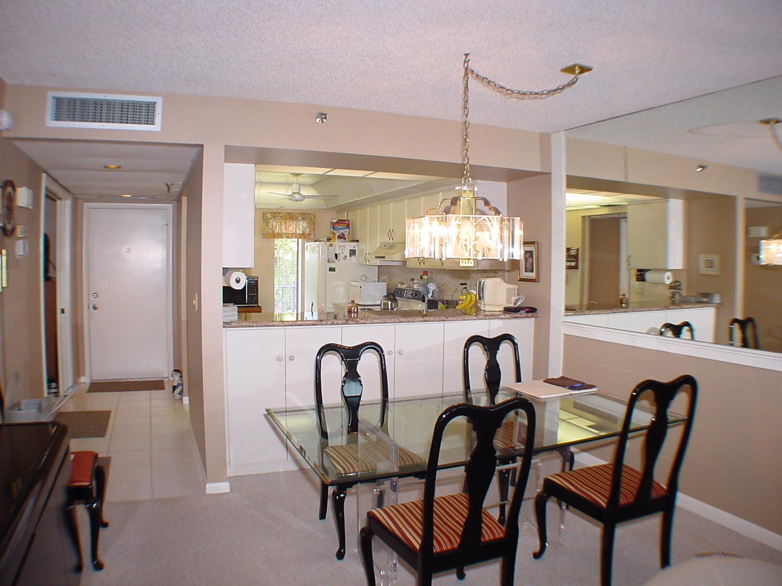 22 Royal Palm Way, Unit 305 Boca Raton, FL 33432 - Photo 5 of 23 DSC00219