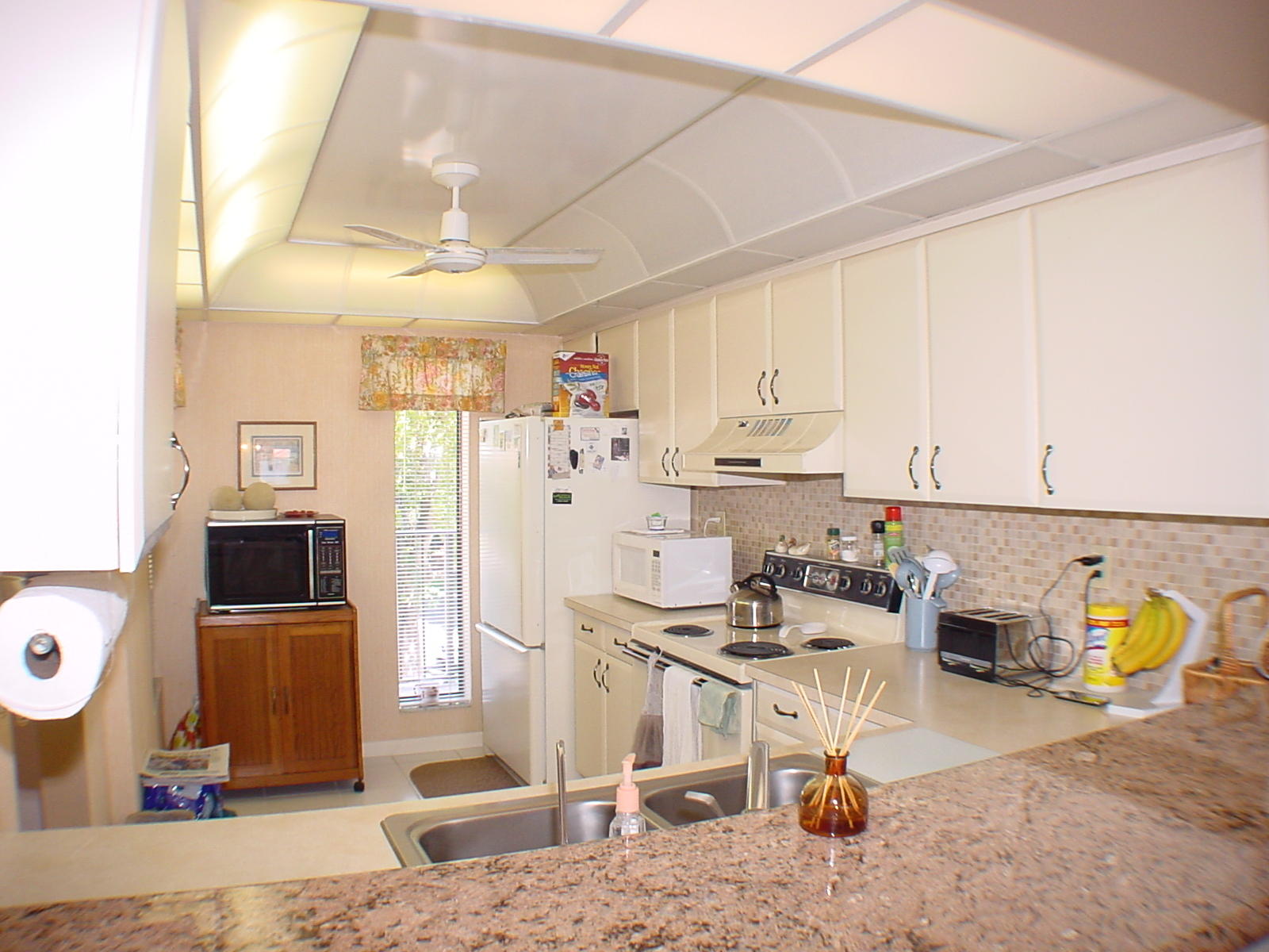 22 Royal Palm Way, Unit 305 Boca Raton, FL 33432 - Photo 7 of 23 DSC00222