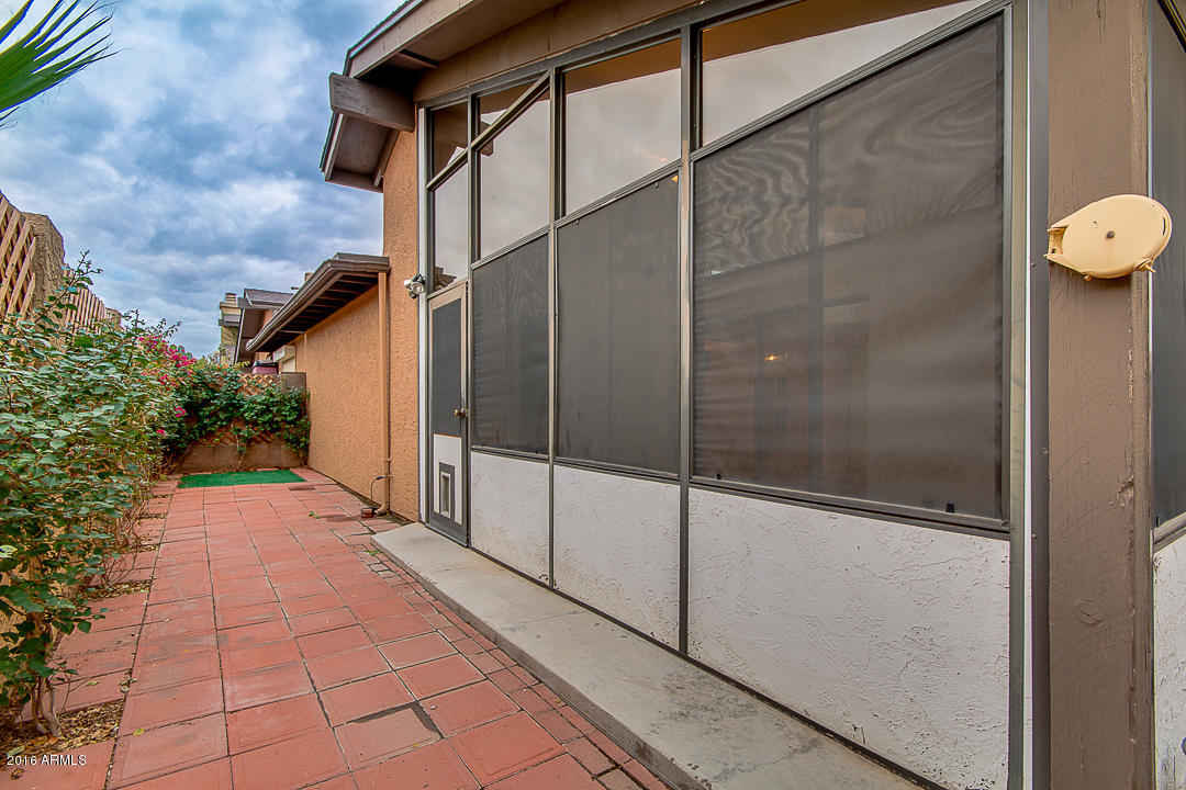 18002 North 12th Street, Unit 20 Phoenix, AZ 85022 - Photo 27 of 28 29-12th