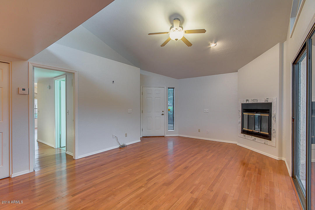 18002 North 12th Street, Unit 20 Phoenix, AZ 85022 - Photo 7 of 28 07-12th