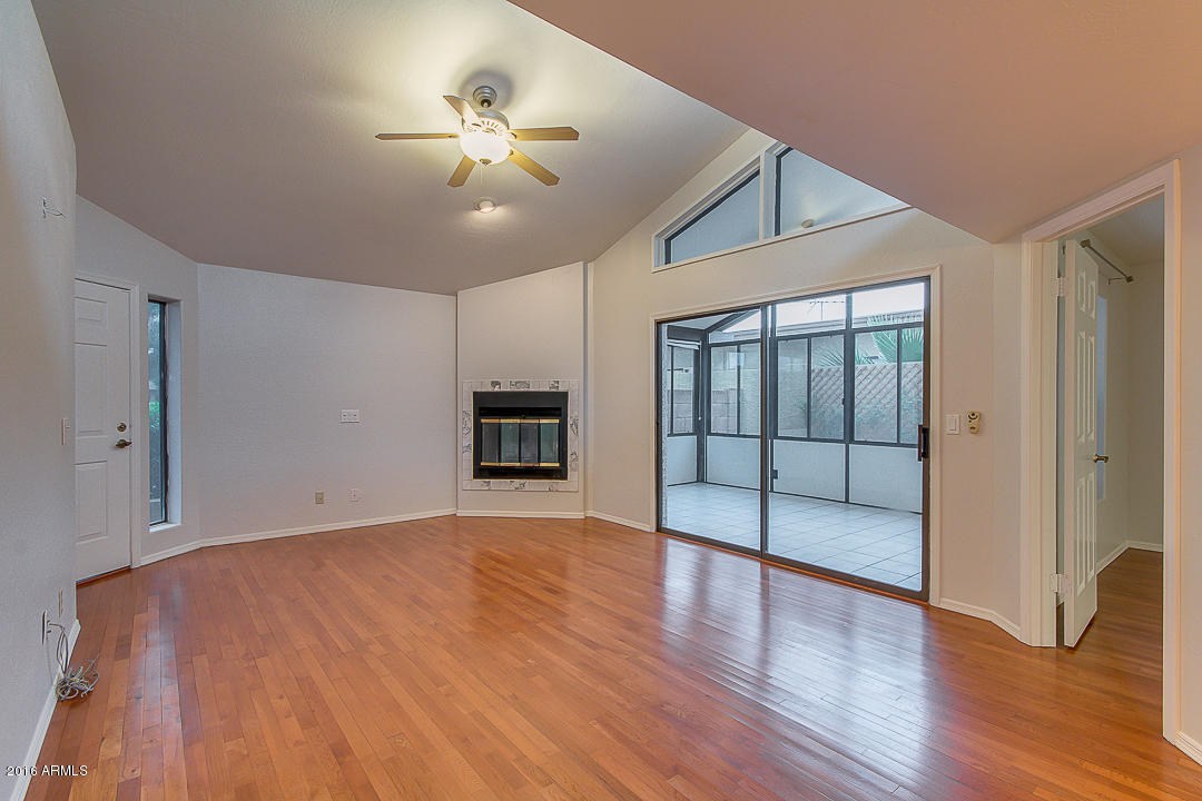 18002 North 12th Street, Unit 20 Phoenix, AZ 85022 - Photo 8 of 28 08-12th