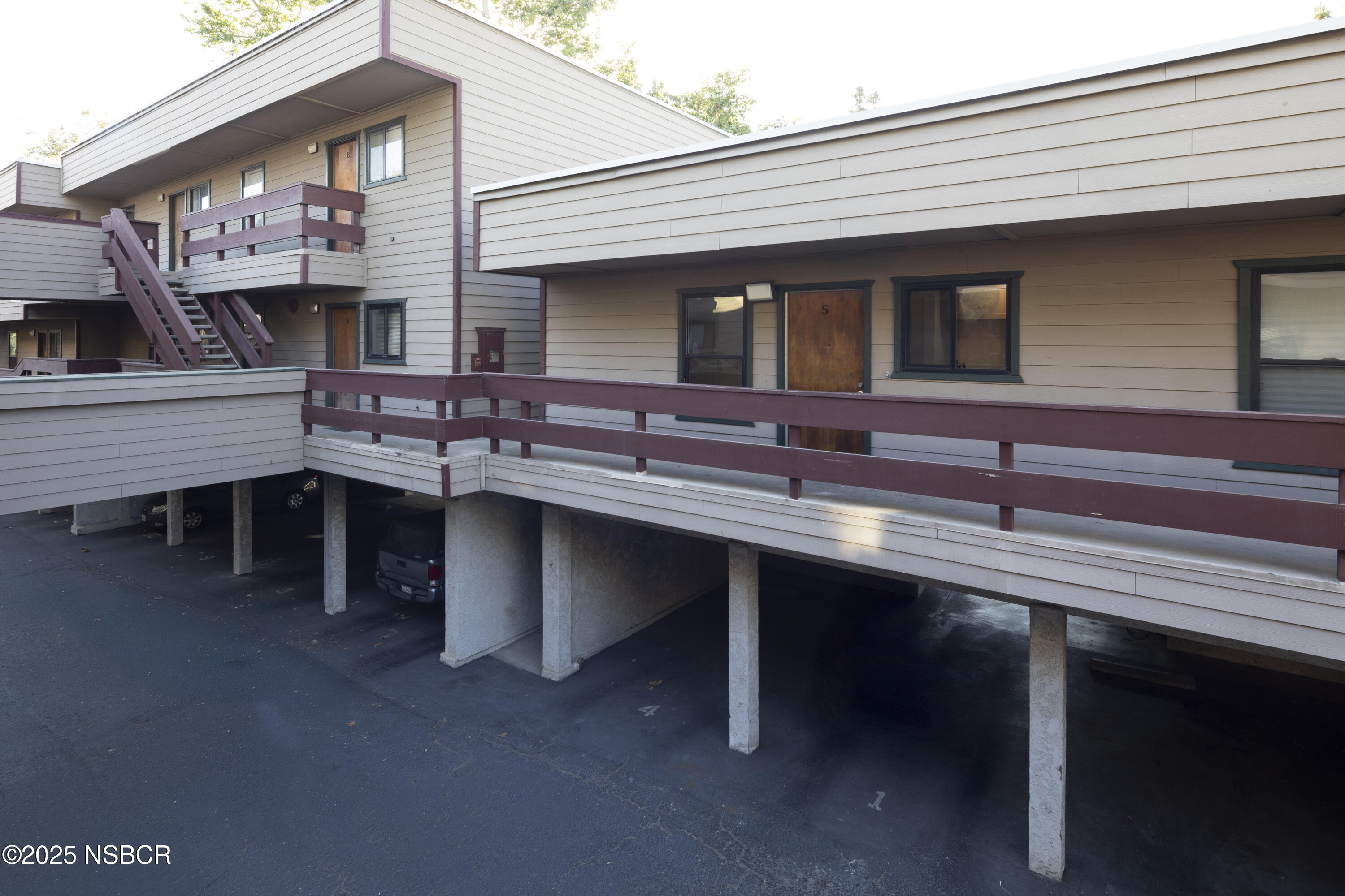 680 Chorro Street, Unit 5 San Luis Obispo, CA 93401 - Photo 20 of 24 a group of people sitting in front of a building