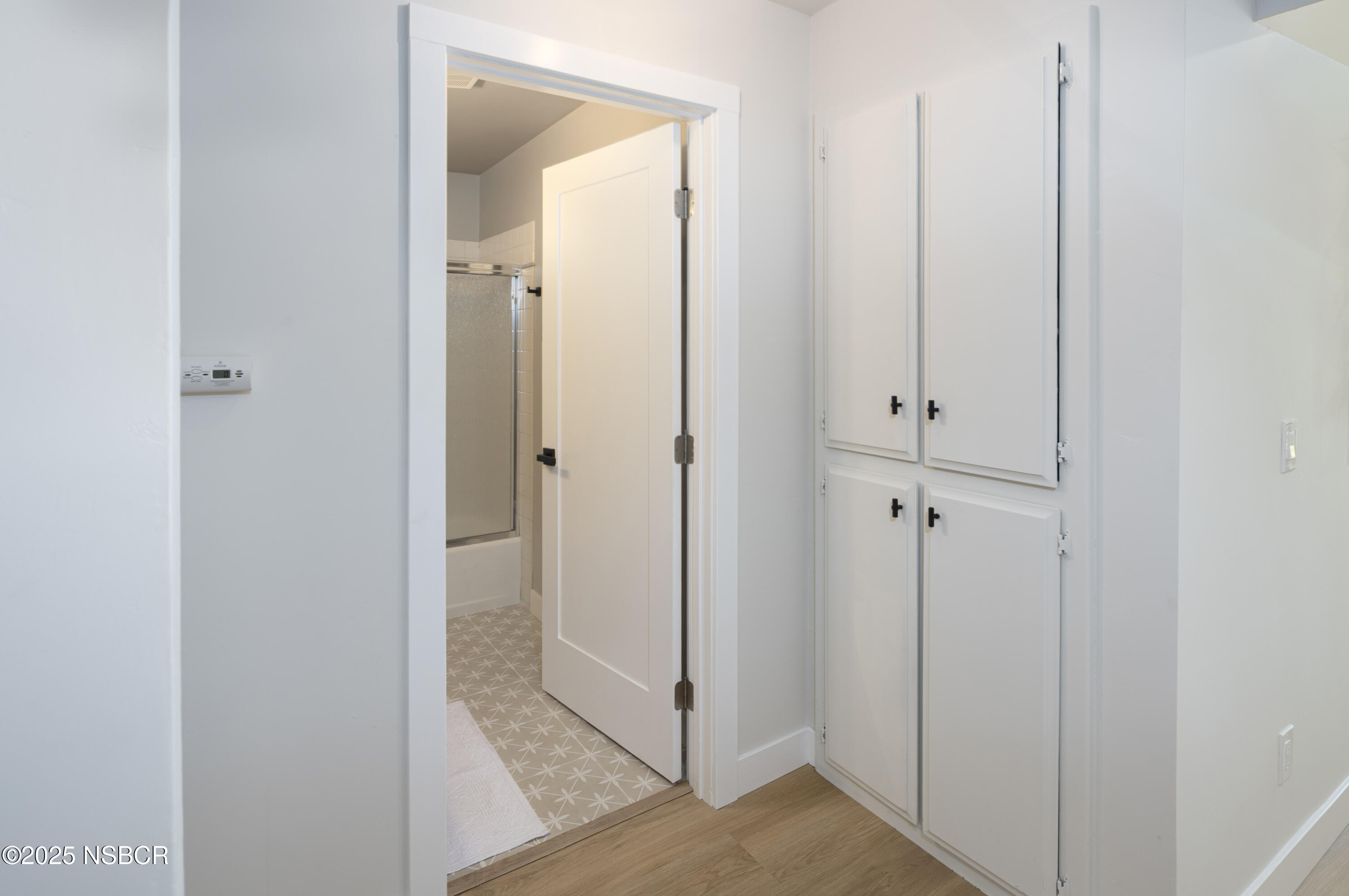 680 Chorro Street, Unit 5 San Luis Obispo, CA 93401 - Photo 10 of 24 a view of a bathroom