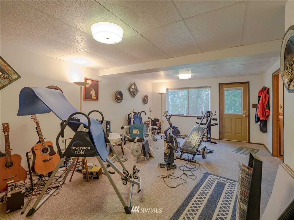 1387 Lidstrom Road East Port Orchard, WA 98366 - Photo 12 of 25 Gallery Image 12