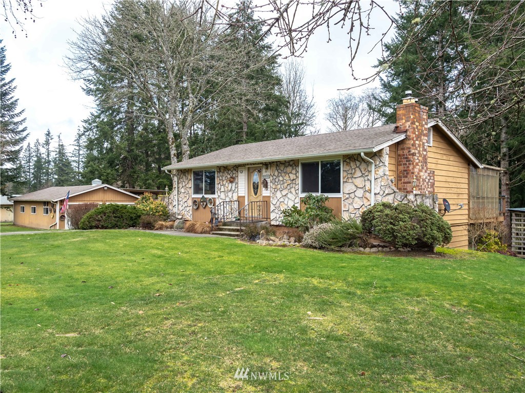 1387 Lidstrom Road East Port Orchard, WA 98366 - Photo 4 of 25 Gallery Image 4
