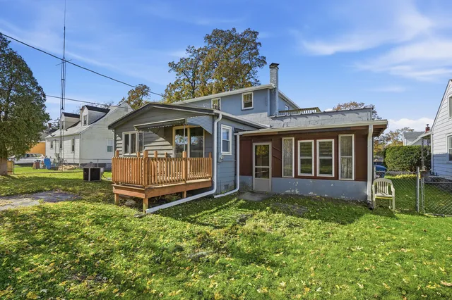 $199,900 | 3439 Sangamon Street, Steger, IL 60475