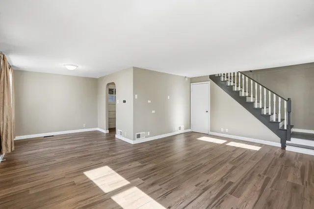 $199,900 | 3439 Sangamon Street, Steger, IL 60475